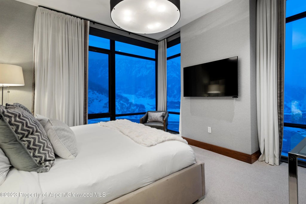 22 of 35 - 77 Wood Road 601e, Snowmass Village, CO