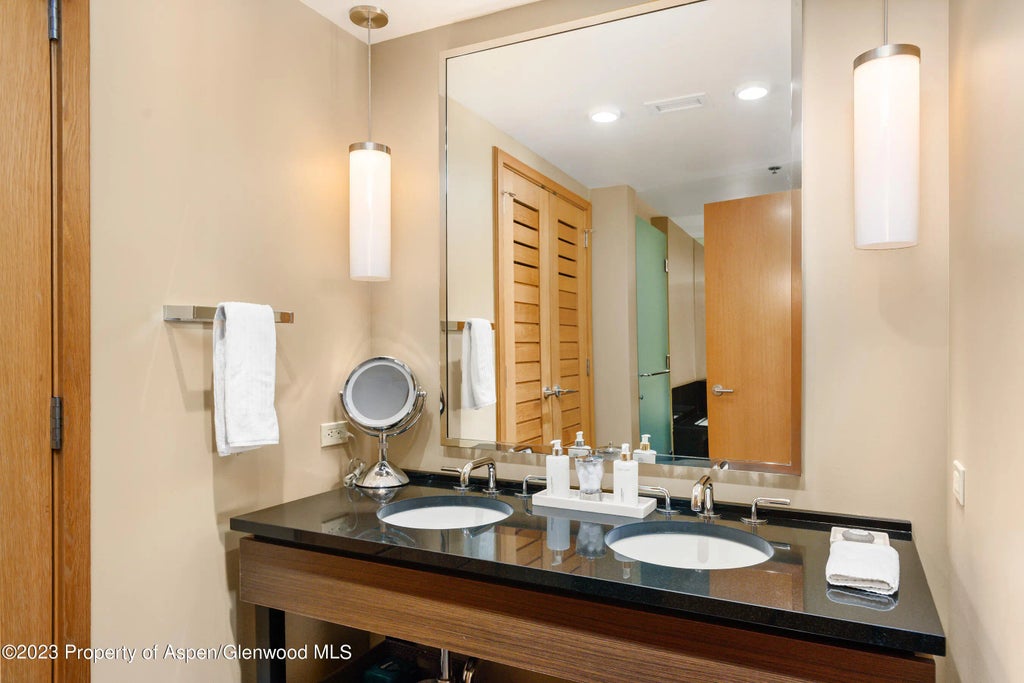 15 of 28 - 130 Wood Road 631, Snowmass Village, CO