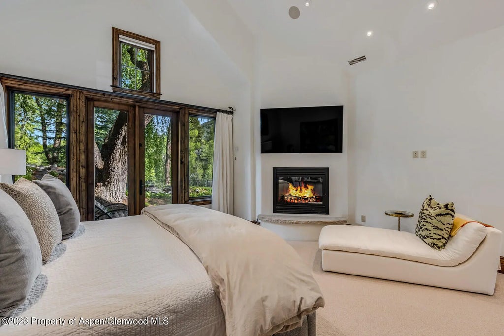 28 of 70 - 70 River Bend Road, Snowmass, CO