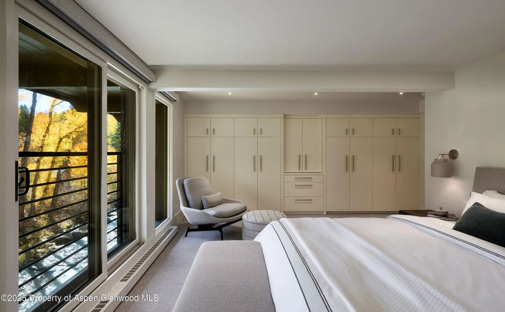 6 of 21 - 1039 E Cooper Avenue 14a, Aspen, CO