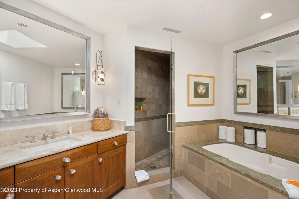 16 of 27 - 101 N Spring Street 302, Aspen, CO