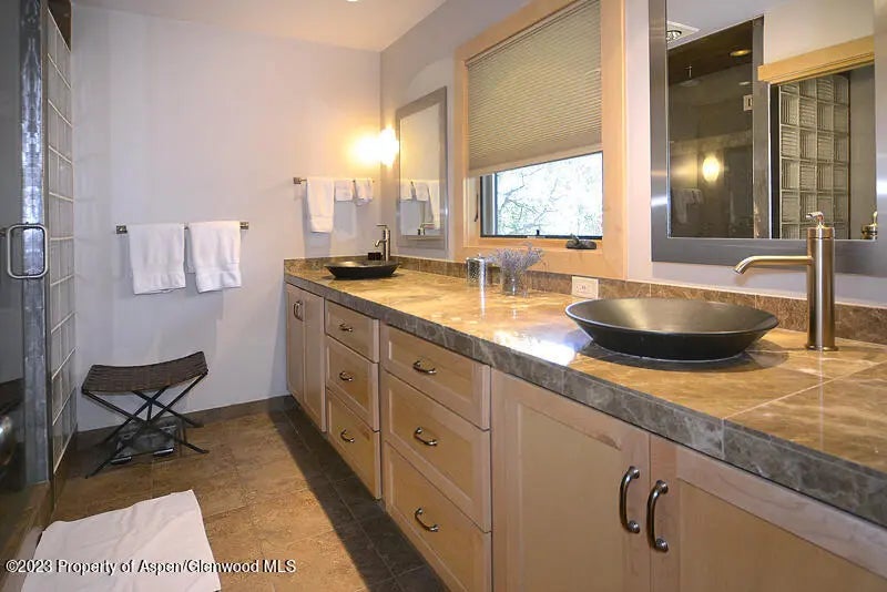 8 of 14 - 309 Mountain Laurel Drive, Aspen, CO