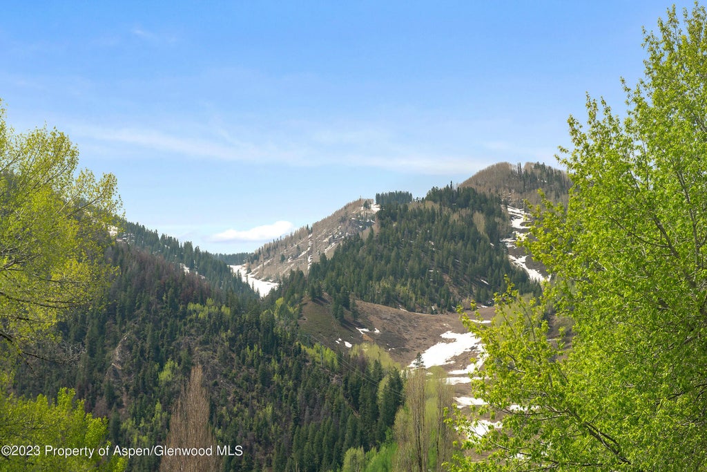 8 of 9 - 725 E Main Street #305, Aspen, CO