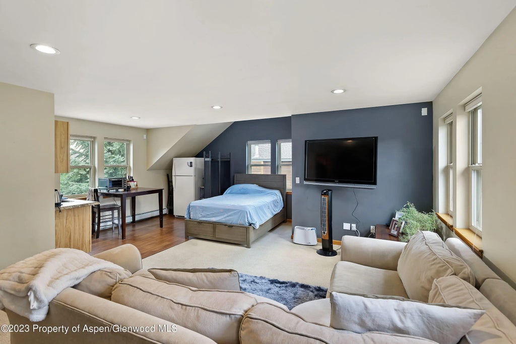 18 of 31 - 408 Meadow Court, Basalt, CO