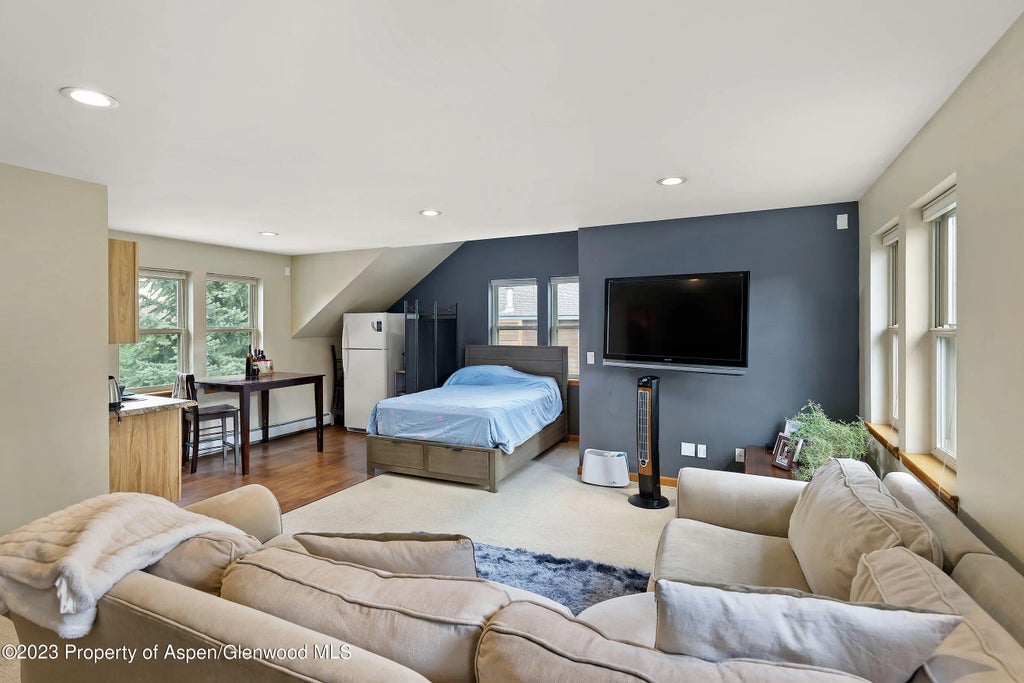 19 of 31 - 408 Meadow Court, Basalt, CO