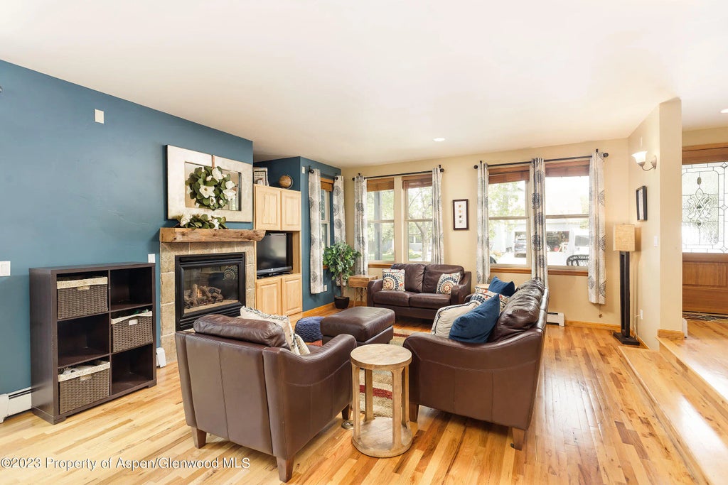 2 of 31 - 408 Meadow Court, Basalt, CO