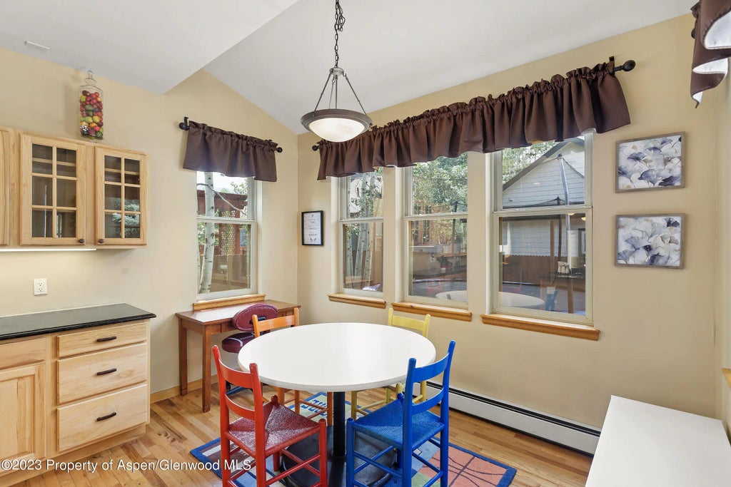 7 of 31 - 408 Meadow Court, Basalt, CO