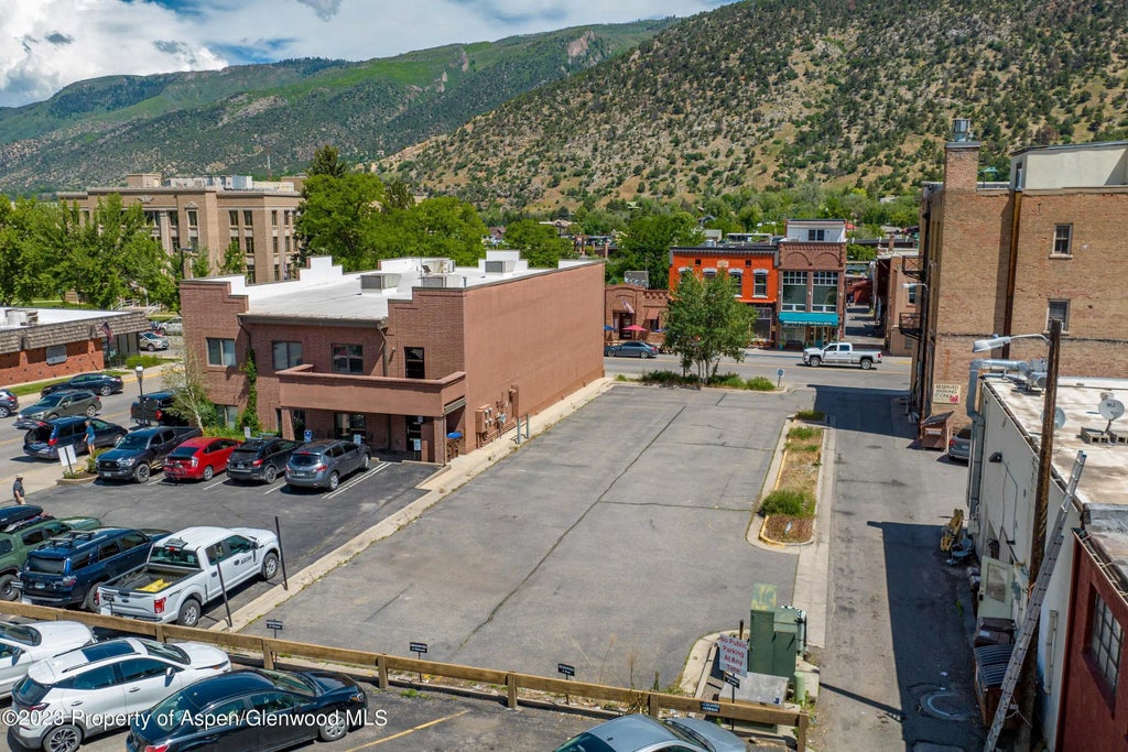 6 of 12 - 210 8th Street, Glenwood Springs, CO