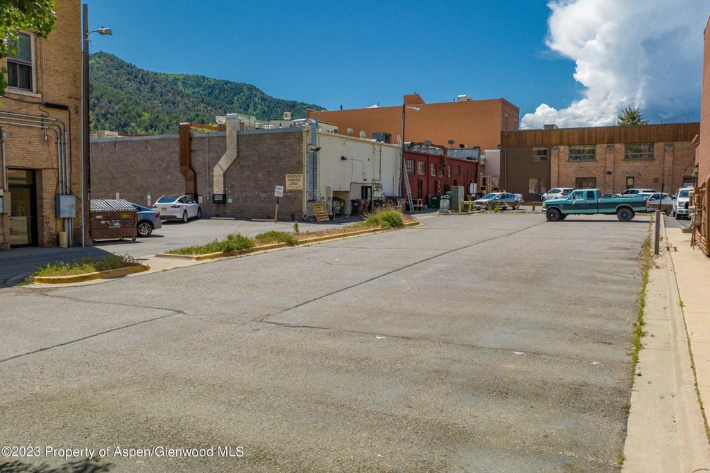 7 of 12 - 210 8th Street, Glenwood Springs, CO