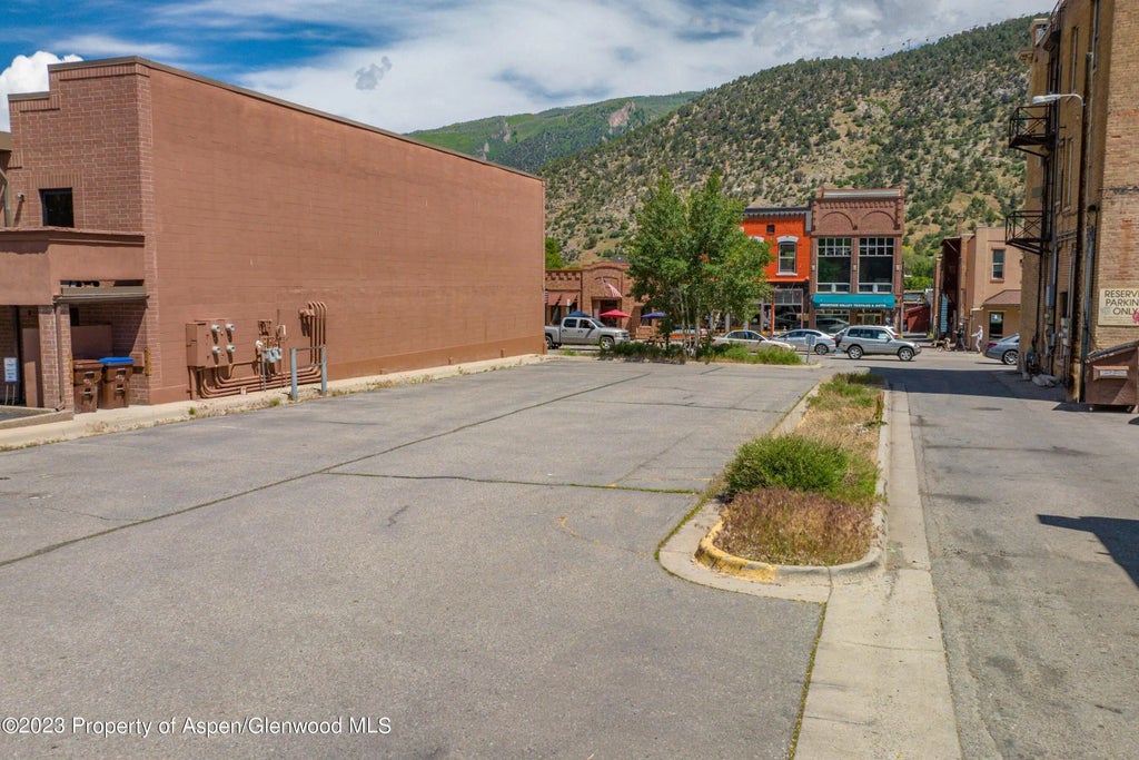 9 of 12 - 210 8th Street, Glenwood Springs, CO