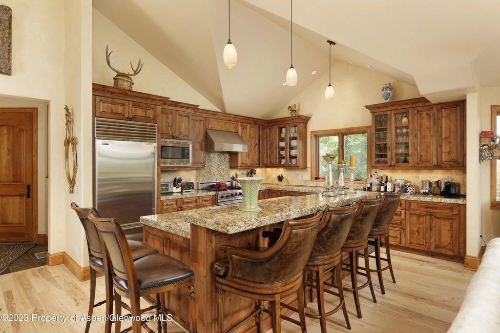 10 of 25 - 121 Ridge Road, Basalt, CO