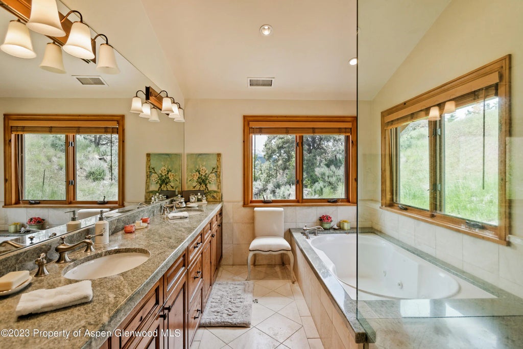 14 of 25 - 121 Ridge Road, Basalt, CO