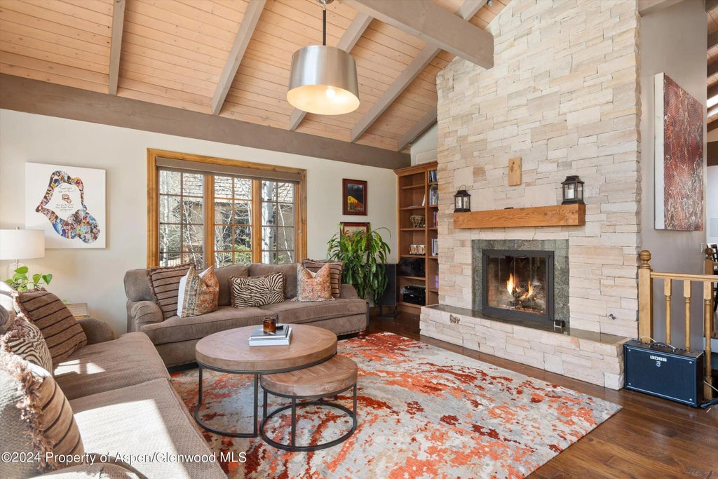 8 of 24 - 64 Eastwood Drive, Aspen, CO