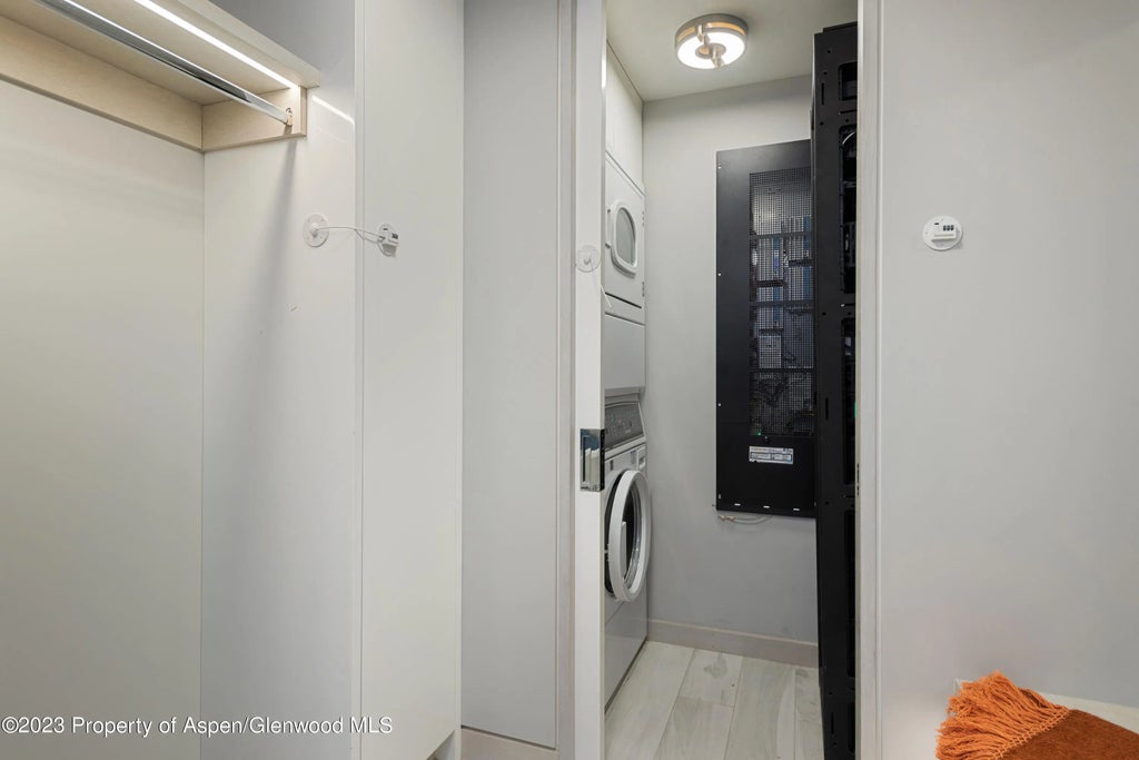 17 of 19 - 555 E Durant Avenue 2l, Aspen, CO