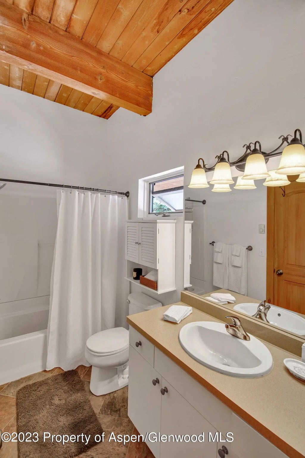11 of 13 - 914 Waters Avenue 21, Aspen, CO