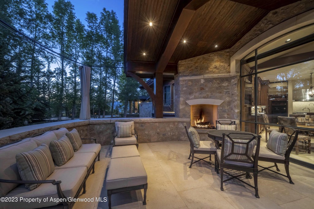8 of 26 - 1330 W Buttermilk Road, Aspen, CO