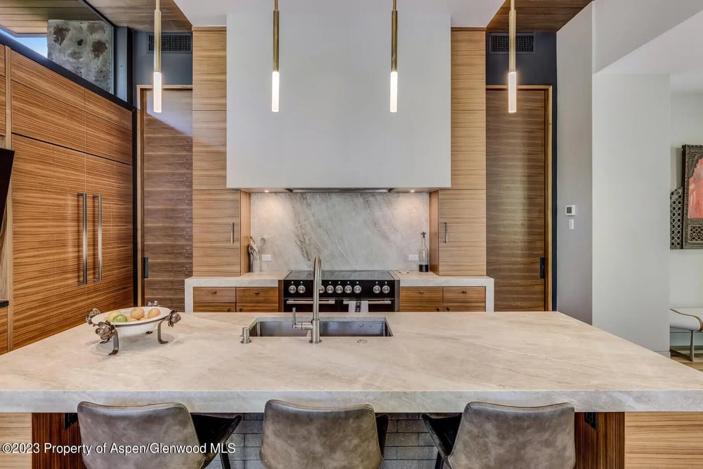 11 of 53 - 42705 Highway 82, Aspen, CO