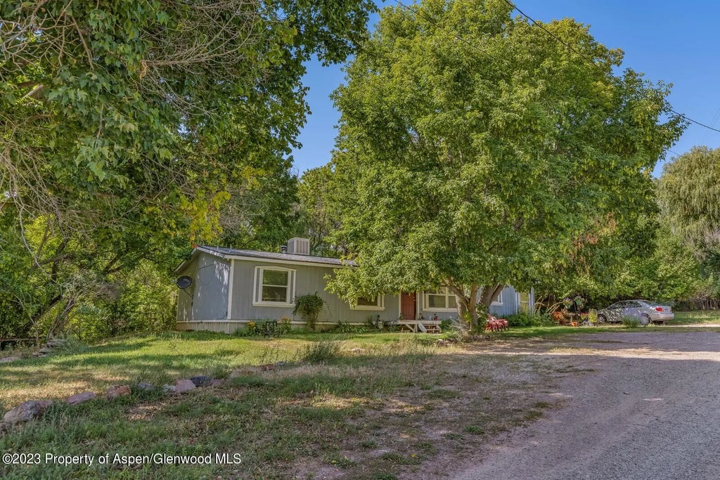 11 of 29 - 930 County Road 245, New Castle, CO