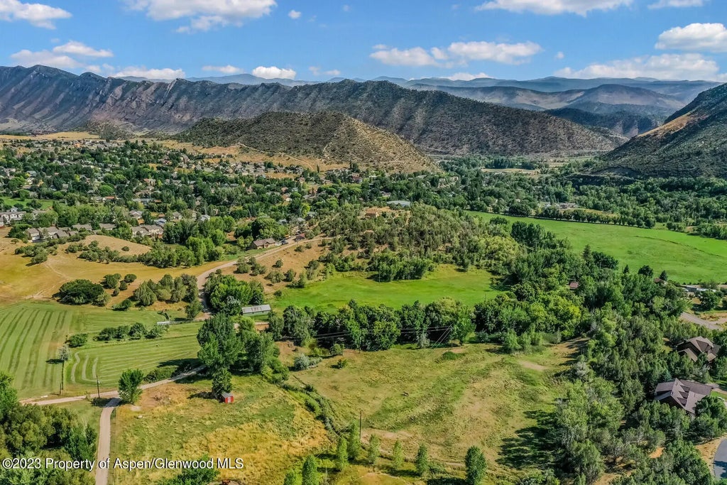 19 of 29 - 930 County Road 245, New Castle, CO