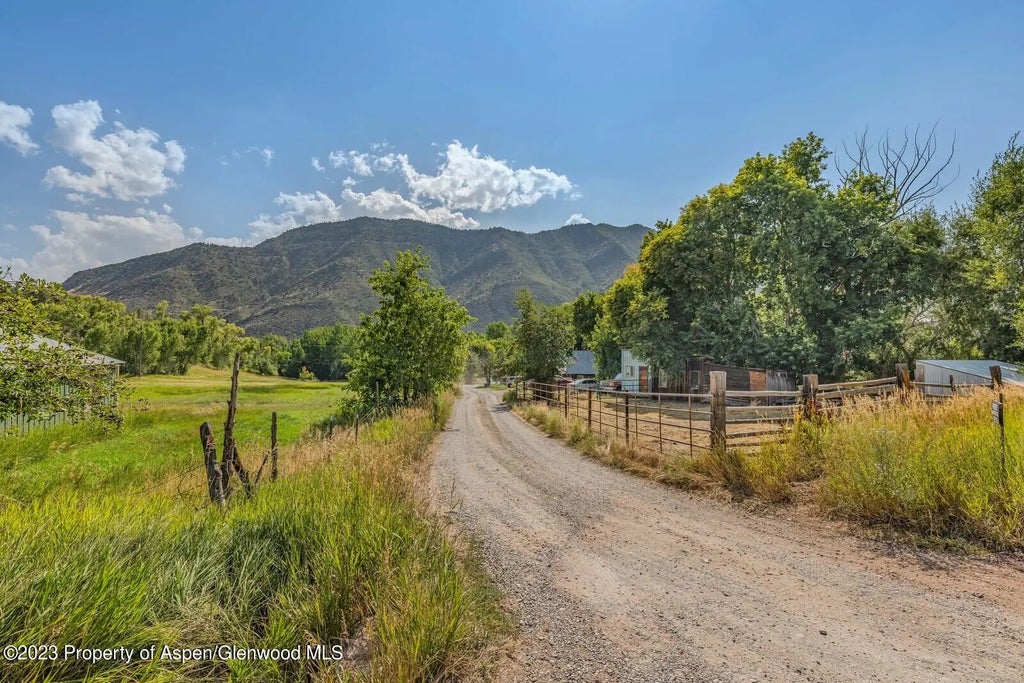3 of 29 - 930 County Road 245, New Castle, CO