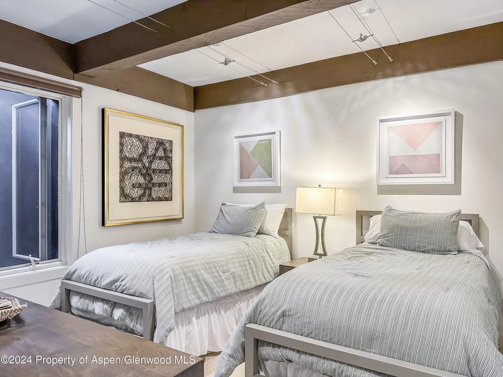 21 of 27 - 1039 E Cooper Avenue 17a, Aspen, CO