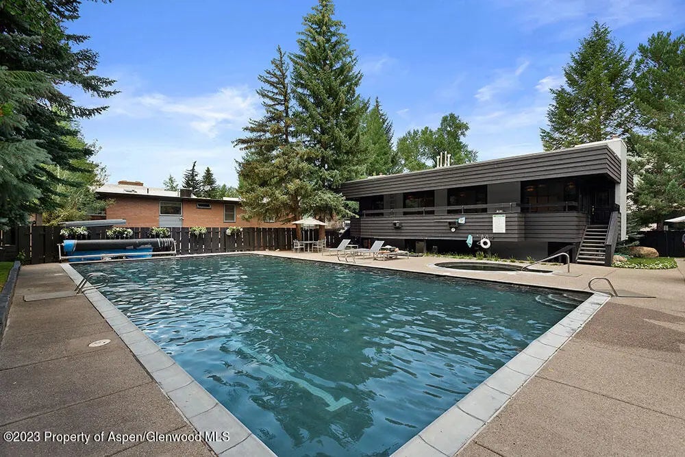 24 of 27 - 1039 E Cooper Avenue 17a, Aspen, CO