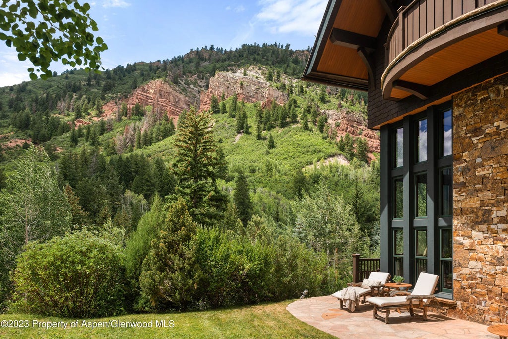 4 of 47 - 83 Exhibition Lane, Aspen, CO