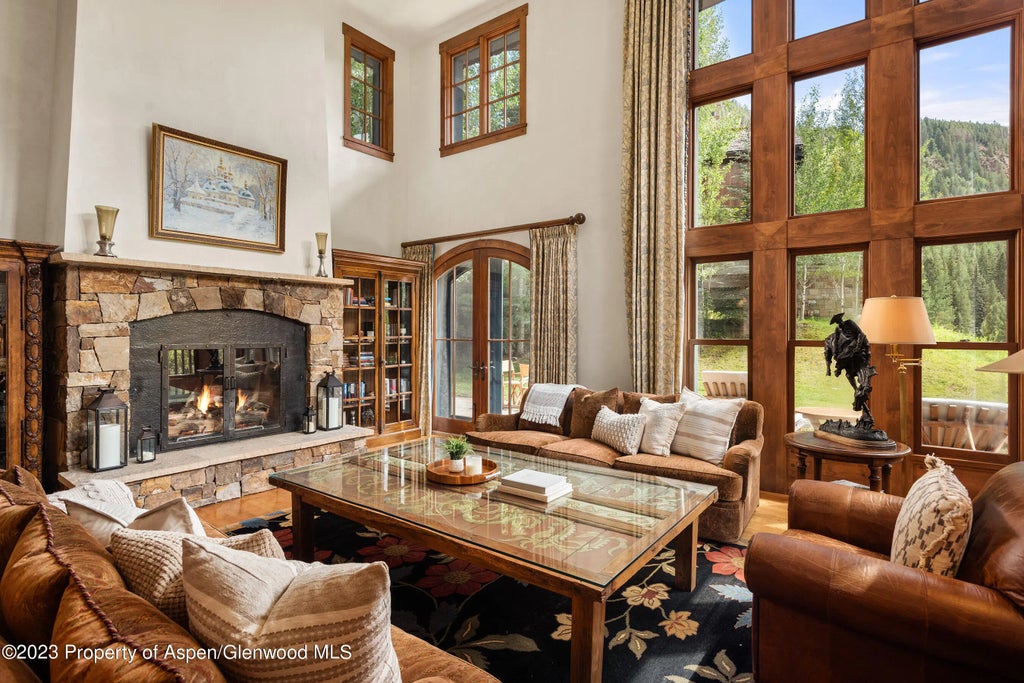 7 of 47 - 83 Exhibition Lane, Aspen, CO