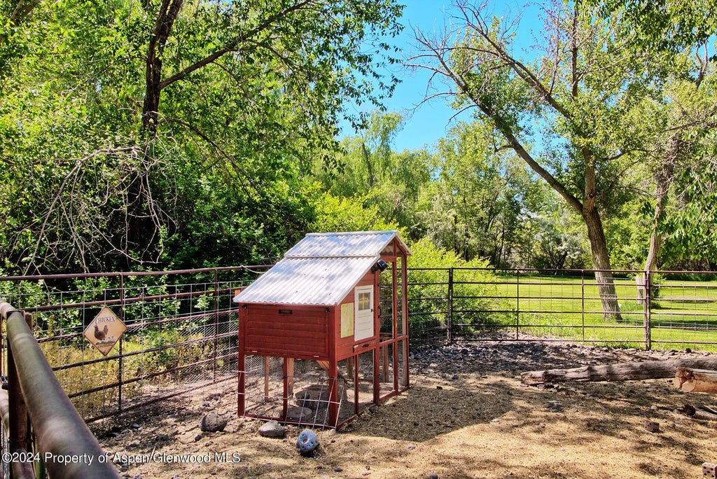 18 of 24 - 10341 Tongue Creek Road, Austin, CO
