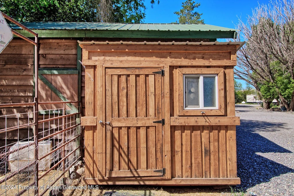 19 of 24 - 10341 Tongue Creek Road, Austin, CO