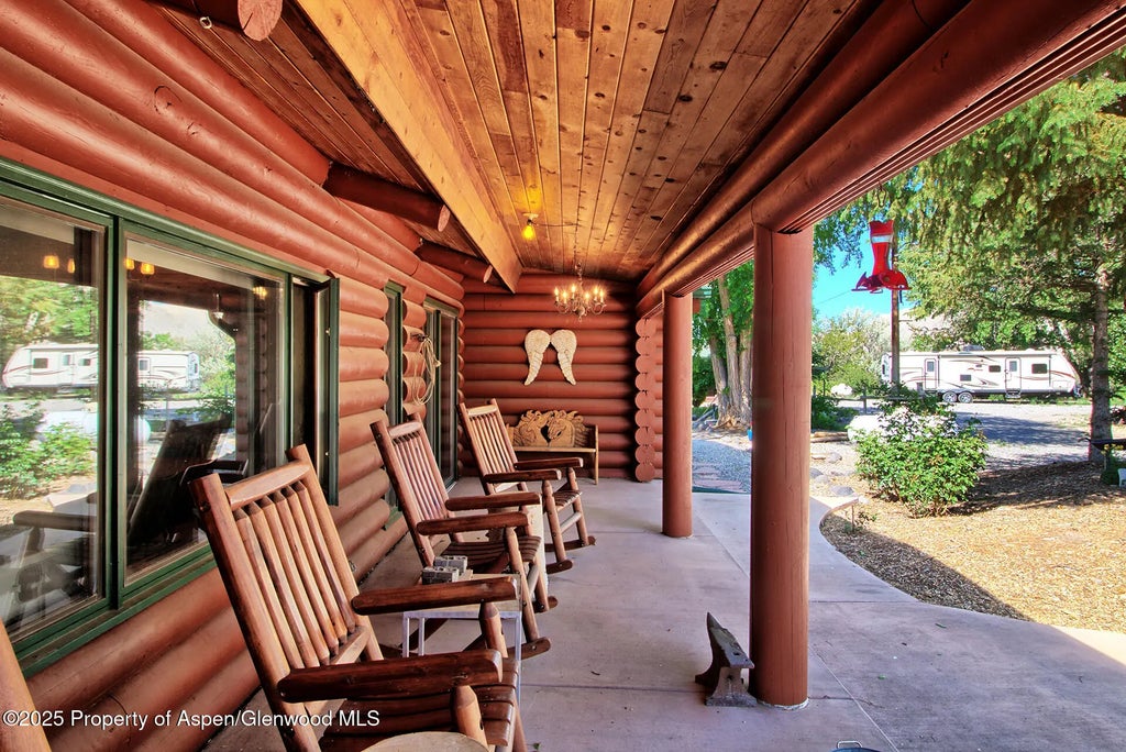 6 of 24 - 10341 Tongue Creek Road, Austin, CO
