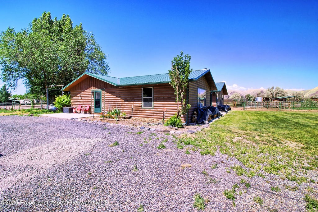9 of 24 - 10341 Tongue Creek Road, Austin, CO