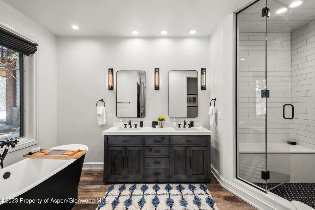 12 of 31 - 341 Park Avenue, Aspen, CO