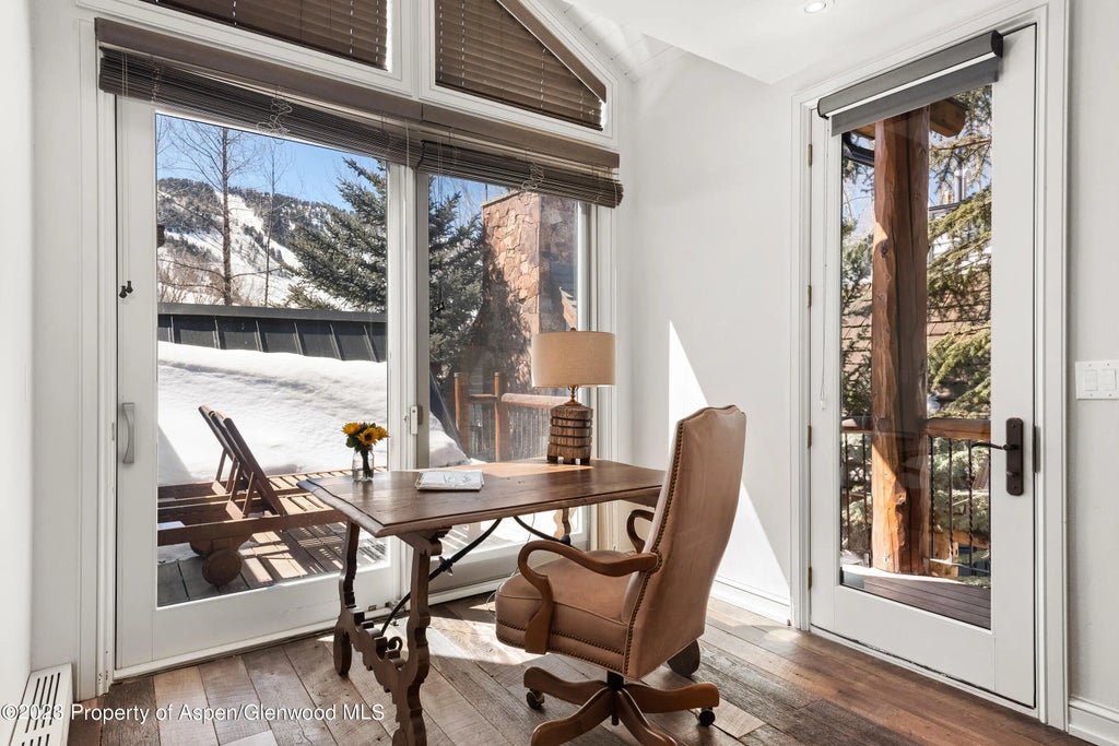 16 of 31 - 341 Park Avenue, Aspen, CO