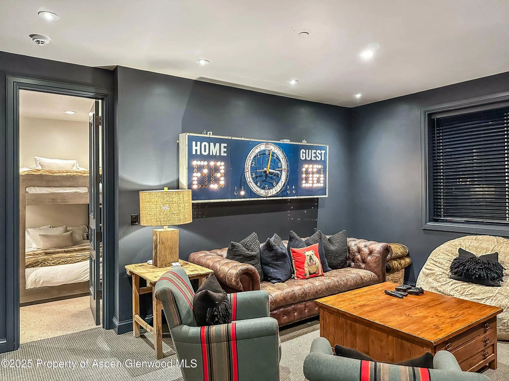 22 of 31 - 341 Park Avenue, Aspen, CO