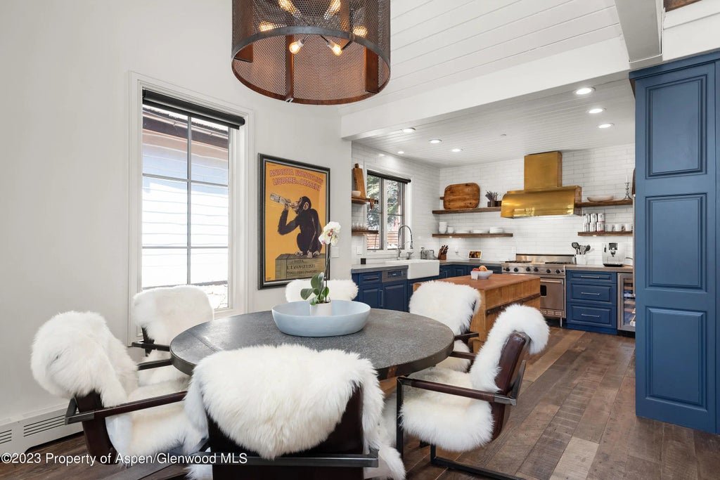 8 of 31 - 341 Park Avenue, Aspen, CO