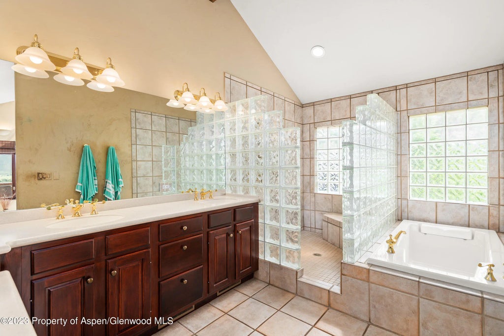 11 of 22 - 132 Ridge Road, Basalt, CO