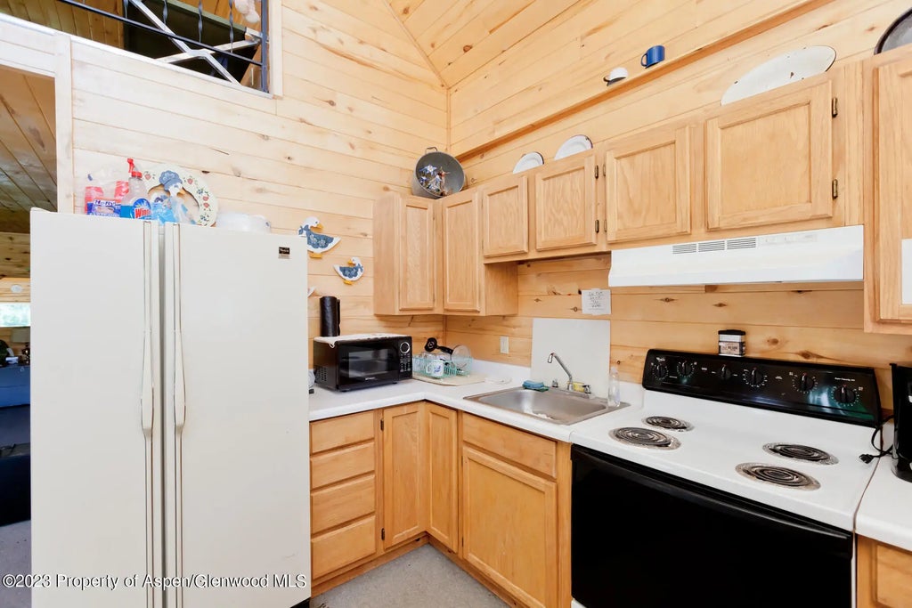 16 of 103 - 1165 County Road 53, Meeker, CO