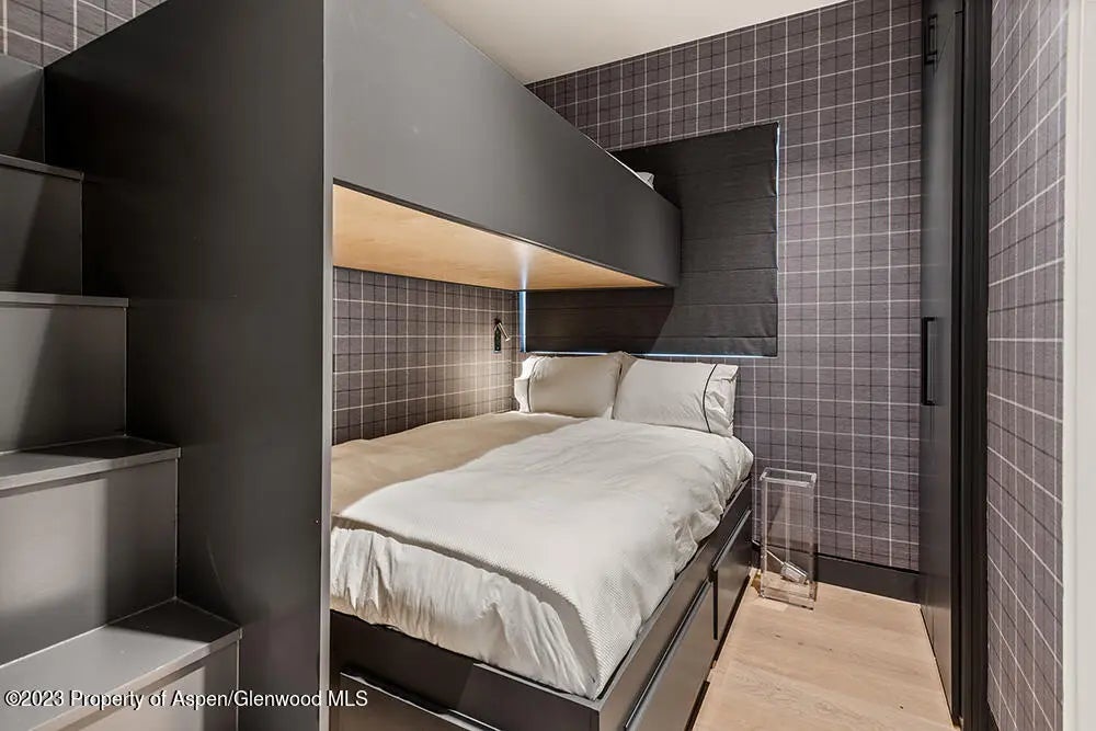 22 of 27 - 623 S Monarch Street B, Aspen, CO