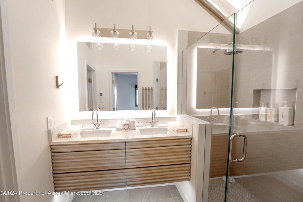 20 of 35 - 234 Edgewood Lane, Snowmass Village, CO