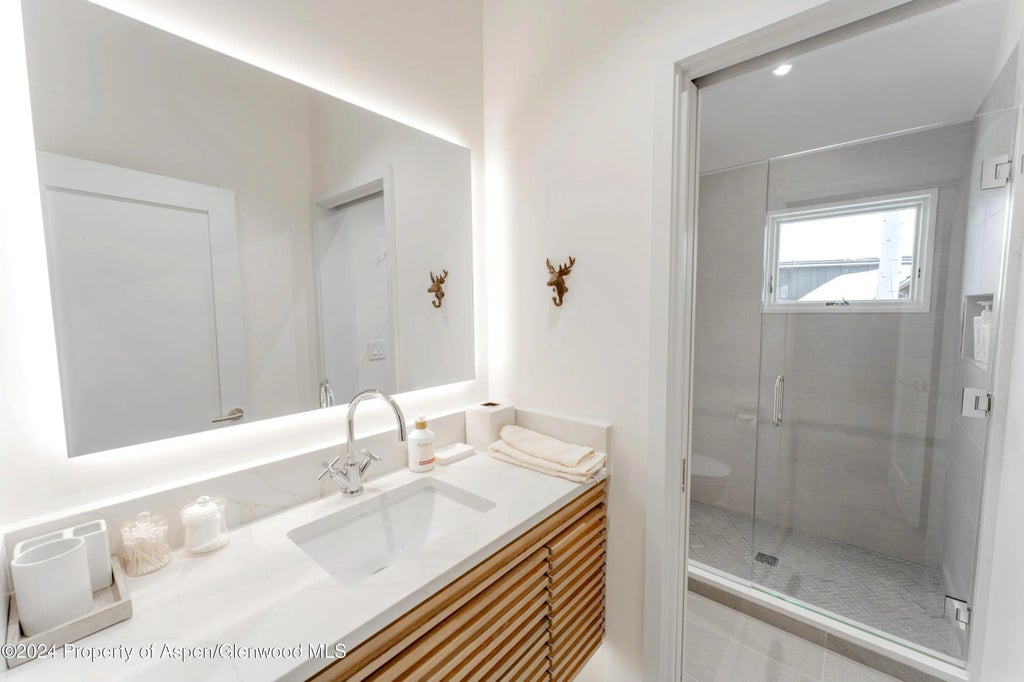 23 of 35 - 234 Edgewood Lane, Snowmass Village, CO
