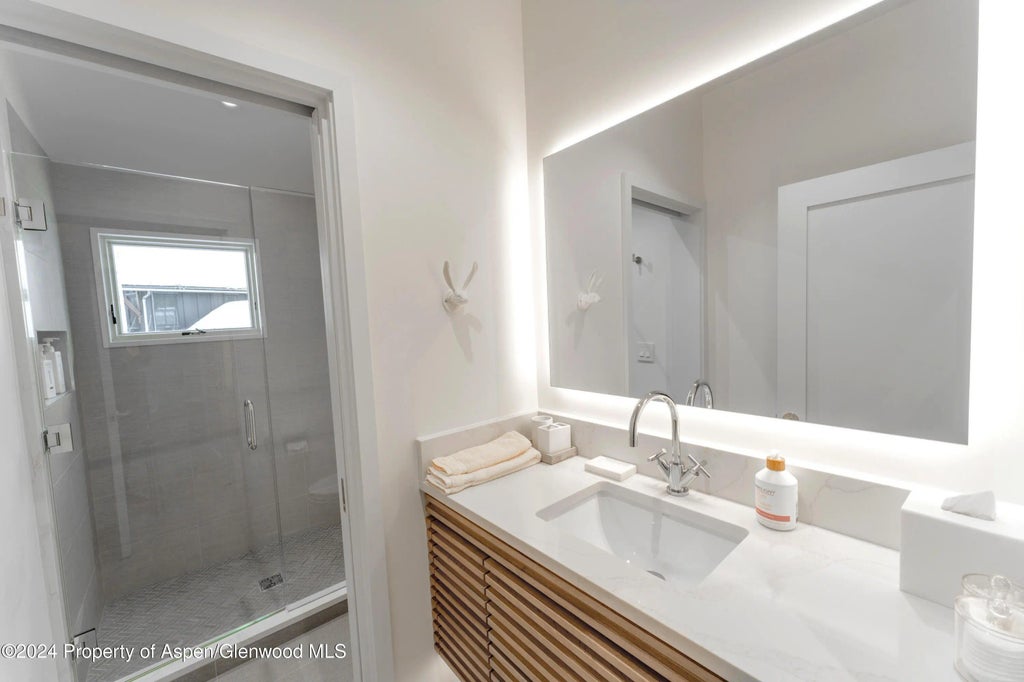27 of 35 - 234 Edgewood Lane, Snowmass Village, CO