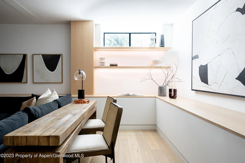 19 of 53 - 125 W Main Street, Aspen, CO