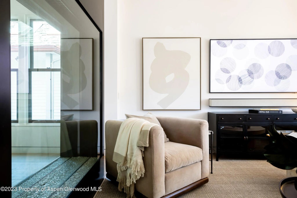 4 of 53 - 125 W Main Street, Aspen, CO