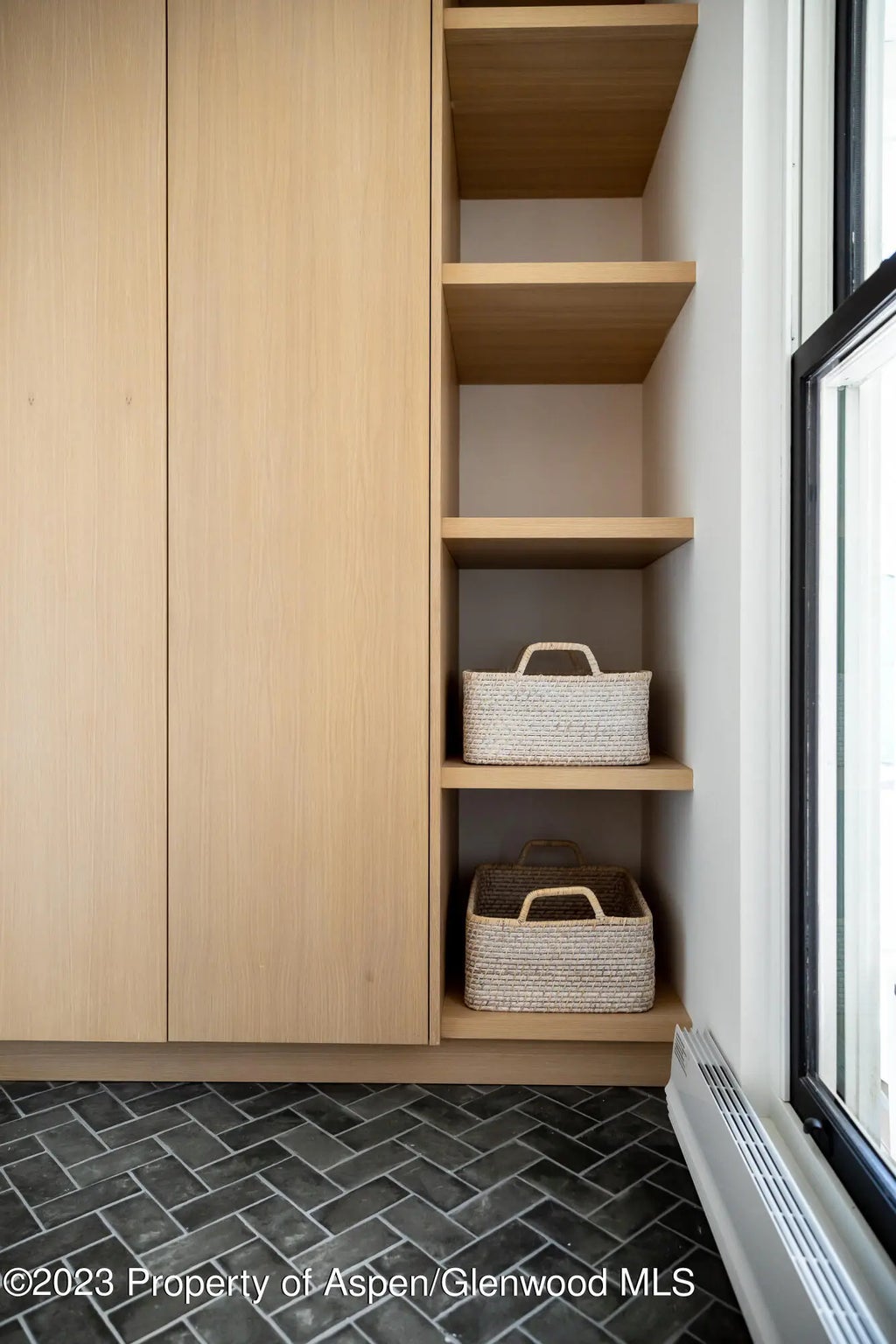 49 of 53 - 125 W Main Street, Aspen, CO