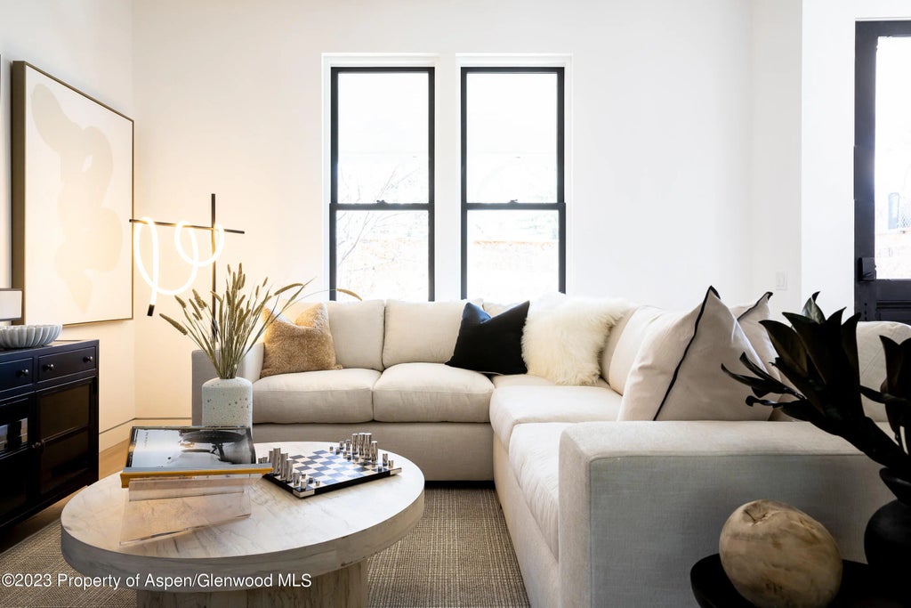 5 of 53 - 125 W Main Street, Aspen, CO