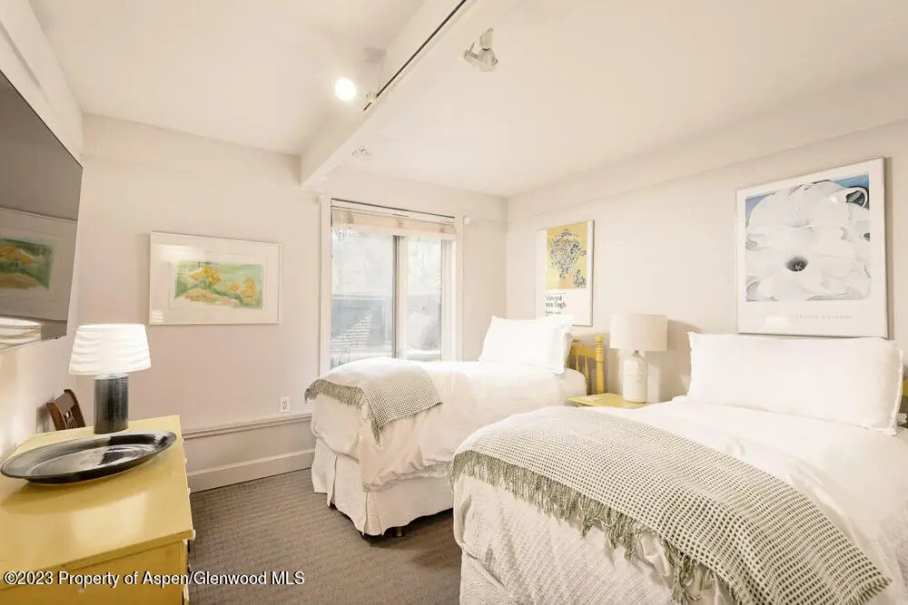 13 of 17 - 39060 Colorado Highway 82 7, Aspen, CO