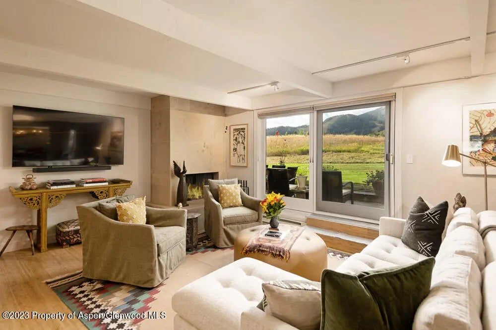 3 of 17 - 39060 Colorado Highway 82 7, Aspen, CO
