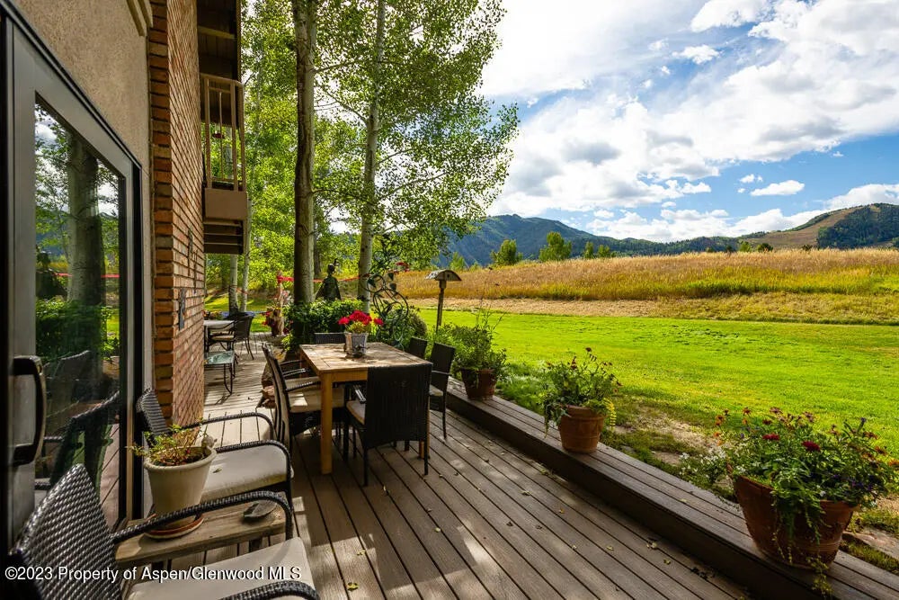 7 of 17 - 39060 Colorado Highway 82 7, Aspen, CO