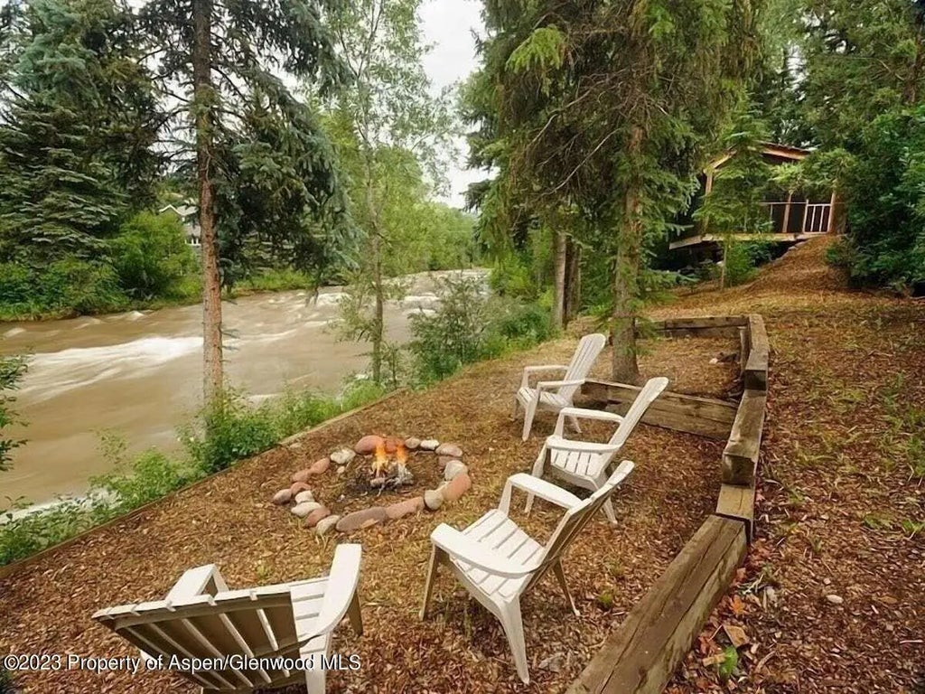 9 of 24 - 324 Twining Flats Road, Woody Creek, CO